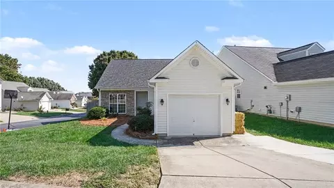 4401 River Forest Ln, Greensboro, NC 27409