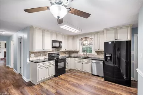 Kitchen - 802 Kingston Dr, High Point, NC 27262 photo 2 of 2