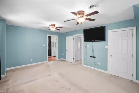 Bedroom - 802 Kingston Dr, High Point, NC 27262 photo 3 of 11