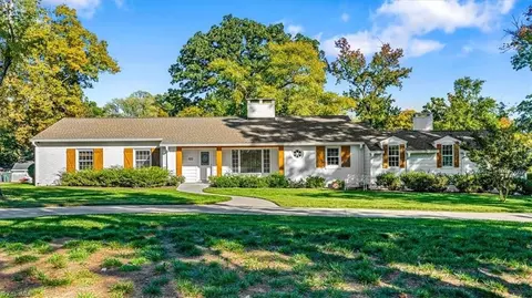 100 Holden Rd N, Greensboro, NC 27410