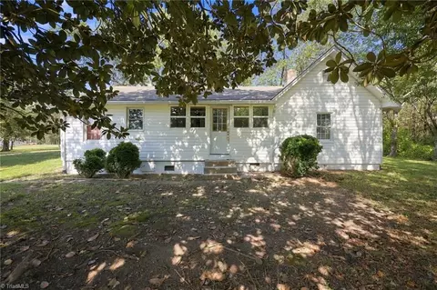 5101 Beckerdite Stewart Rd, Winston Salem, NC 27107