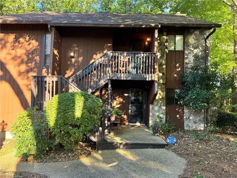 102 Cedar Lake Trl, Winston Salem, NC 27104