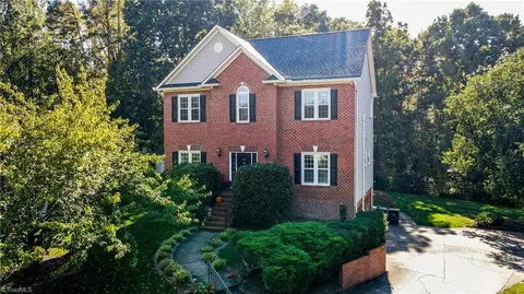 1981 Ernsford Dr, Winston Salem, NC 27103