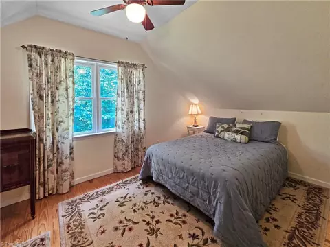 Bedroom - 13641 Traphill Rd, Traphill, NC 28685 photo 3 of 9