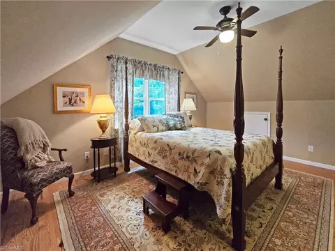 Bedroom - 13641 Traphill Rd, Traphill, NC 28685 photo 4 of 9