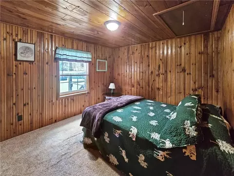 Bedroom - 13641 Traphill Rd, Traphill, NC 28685 photo 9 of 9