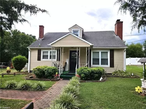 3908 Leo St, Winston Salem, NC 27105