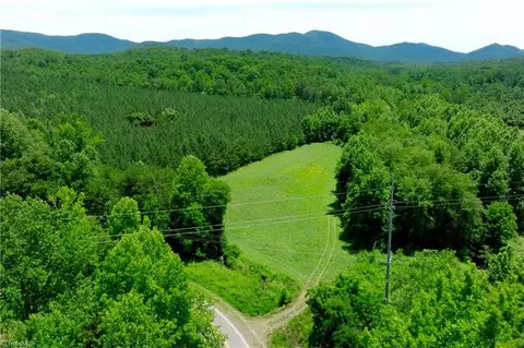 11 Morrison Rd, Morganton, NC 28655 photo 3