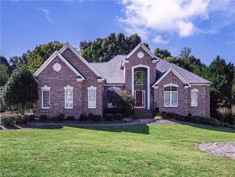 3905 Gaston Rd, Greensboro, NC 27407