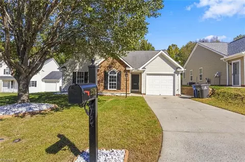 2579 Mid Salem Dr, Winston Salem, NC 27103