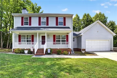 5805 Edgebrook Ct, Jamestown, NC 27282