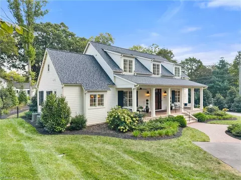 2671 Chatham Farm Rd, Winston Salem, NC 27106