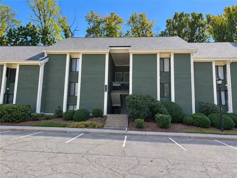 1510 Benjamin Pkwy #C, Greensboro, NC 27408