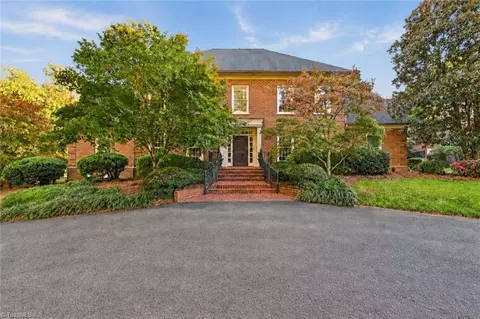 3800 Guinevere Ln, Winston Salem, NC 27104