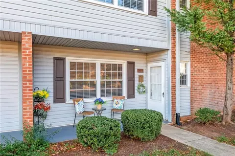 4735 Champion Ct, Greensboro, NC 27410
