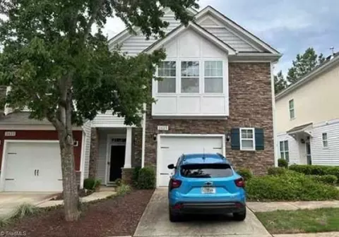 2423 Memory Ridge Dr, Raleigh, NC 27606