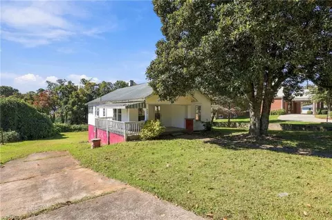 530 Barbara Jane Ave, Winston Salem, NC 27101