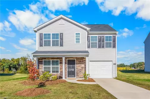 5247 Ironwood Dr, Winston Salem, NC 27127