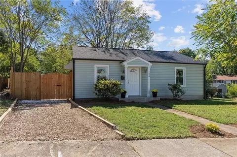 1008 Apple St, Winston Salem, NC 27101