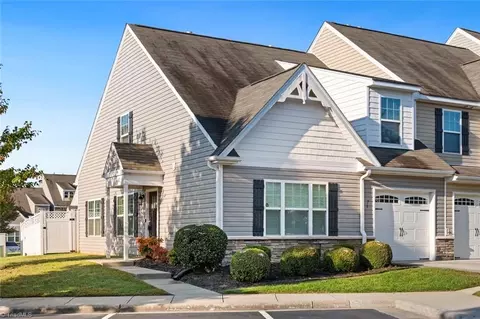 78 Geoffrey Way, Kernersville, NC 27284