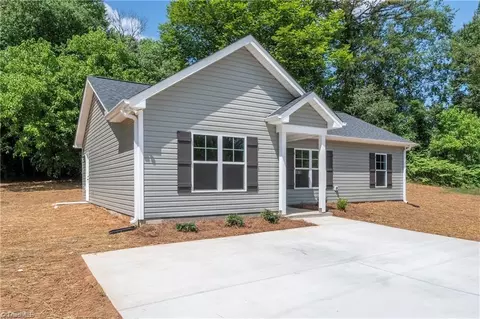 1878 Gyro Dr, Winston Salem, NC 27127