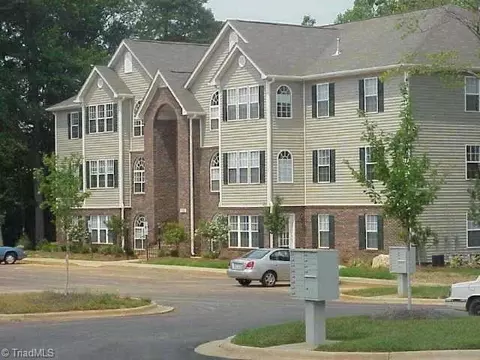 623 Scholastic Dr, Winston Salem, NC 27106