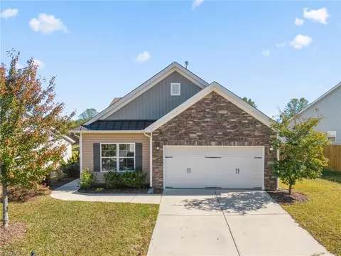 5372 Holbein Gate Rd, Walkertown, NC 27051
