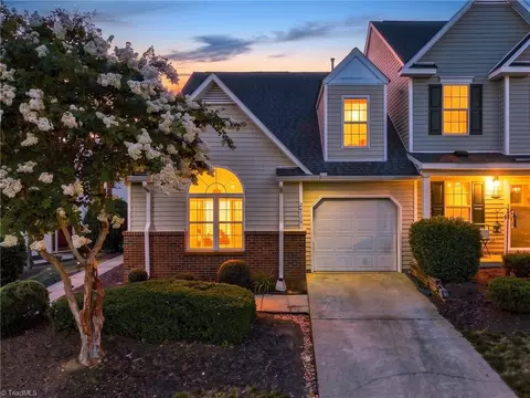 2736 Keswick Way N, Greensboro, NC 27410
