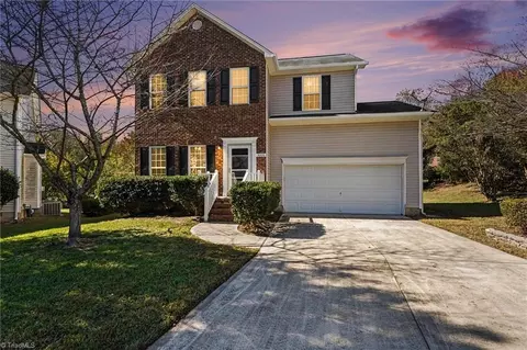 3006 Canterbury Park Ct, Winston Salem, NC 27127