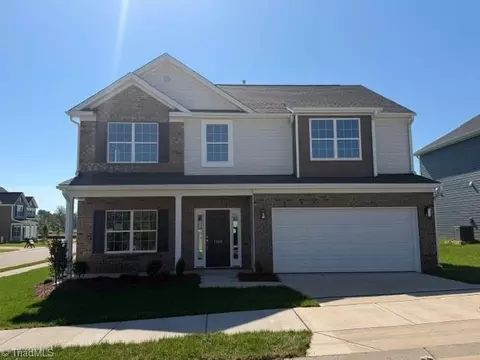 1335 Dandridge Dr, Kernersville, NC 27284