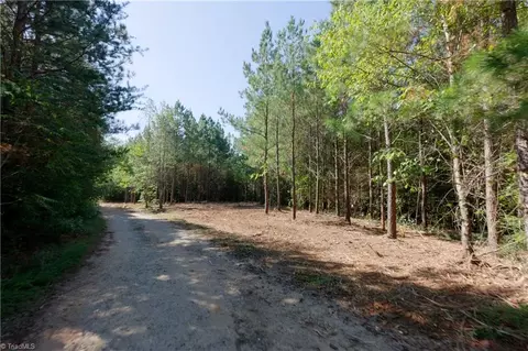 18 Morrison Rd, Morganton, NC 28655 photo 5