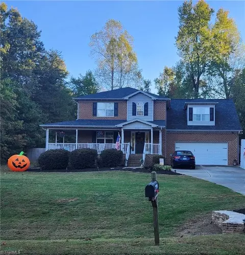 7799 Springdale Meadow Dr, Stokesdale, NC 27357