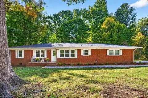 5108 Vickrey Chapel Rd, Greensboro, NC 27407
