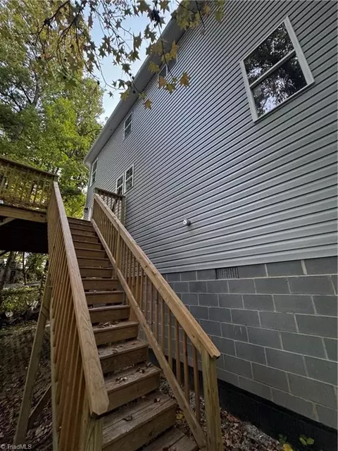 1438 Madison St, High Point, NC 27262 photo 4