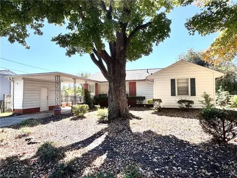 1802 Longfellow St, Greensboro, NC 27405