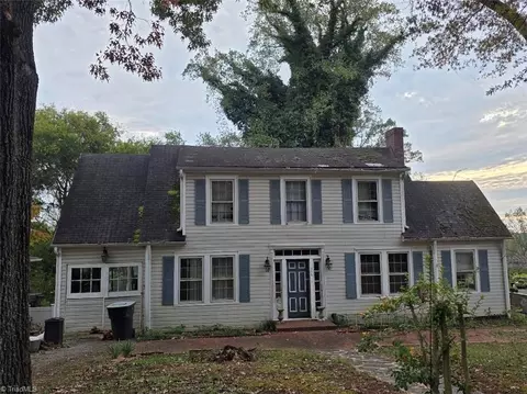 306 Highland Dr, Eden, NC 27288