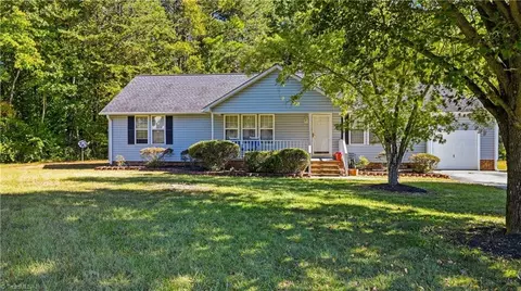 5540 Thom Rd, Mebane, NC 27302