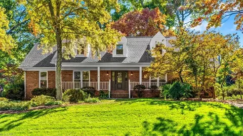505 Hobbs Rd, Greensboro, NC 27403