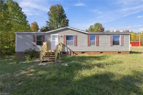 1110 Shirley Rd, Reidsville, NC 27320