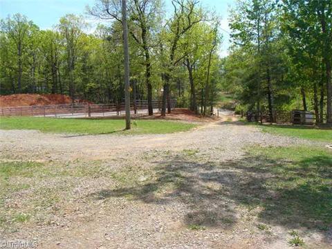 240 Spring Valley Rd, Stuart, VA 24171 photo 11