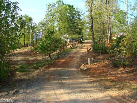 240 Spring Valley Rd, Stuart, VA 24171 photo 12