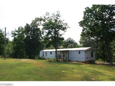 240 Spring Valley Rd, Stuart, VA 24171 photo 2