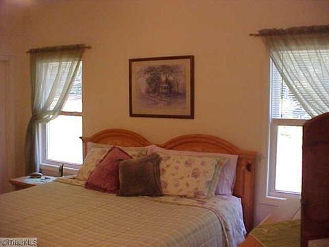 470 Old Ml, Lowgap, NC 27024 photo 7