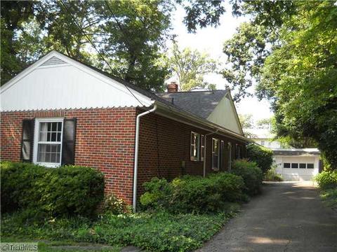 634 Colonial Dr, High Point, NC 27262 photo 15