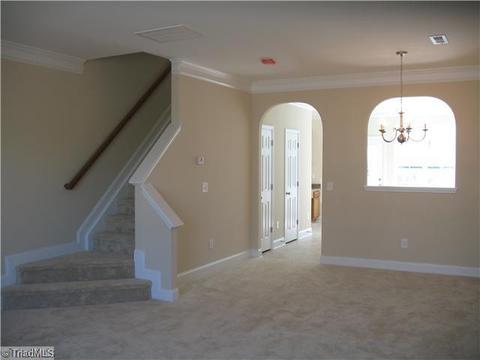 3784 Shadow Ridge Dr, High Point, NC 27265 photo 3