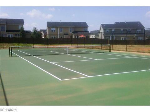 3784 Shadow Ridge Dr, High Point, NC 27265 photo 14