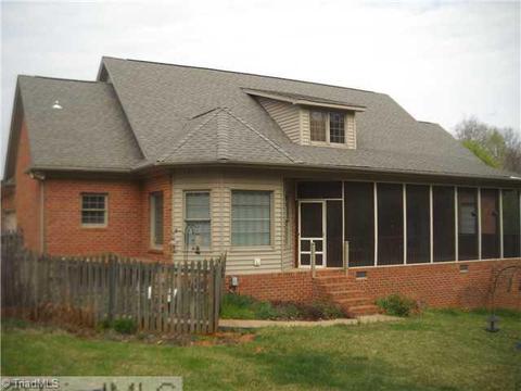 7079 Falcon Way, Trinity, NC 27370 photo 2