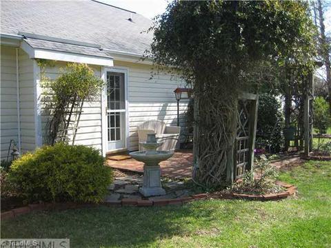 110 Stapleton Way, High Point, NC 27265 photo 14