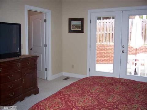 1715 Chickadee, High Point, NC 27262 photo 9