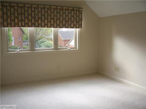 1715 Chickadee, High Point, NC 27262 photo 13